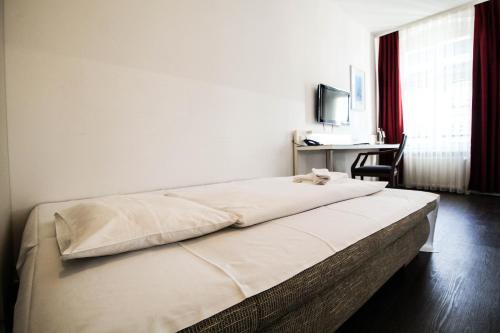 Hotel Prens Berlin - image 14