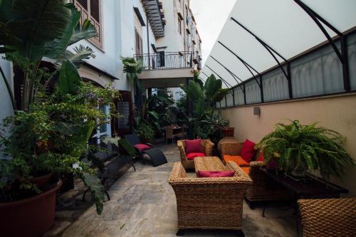 Atmosfere Puniche b&b – Palermo, CA
