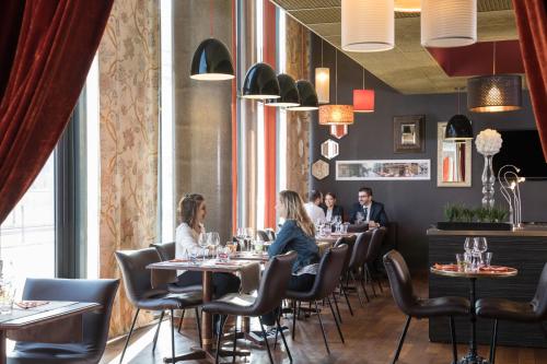 Mercure Lyon Centre - Gare Part Dieu - image 8