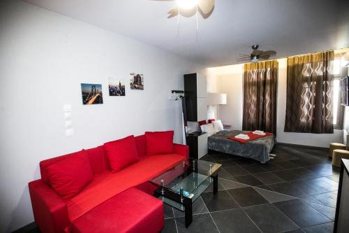 Trendy Living in Monastiraki 5