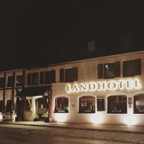 Landhotel Wolfschlugen - image 3