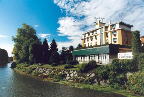 Hotel Ramoverde, Borgomanero bei Borgo Ticino