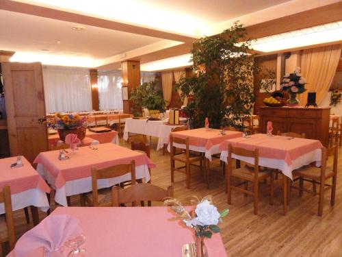 Albergo Ristorante Cima I Pra