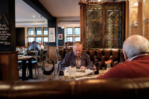 The White Hart Hotel - main image