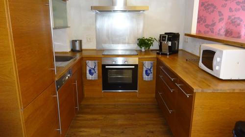 Kitchen, Chalet Les Jumelles in Les Allues