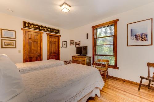 2 twin beds
