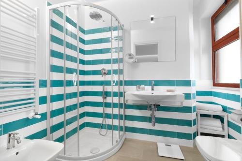 Sirocco Suites - image 13