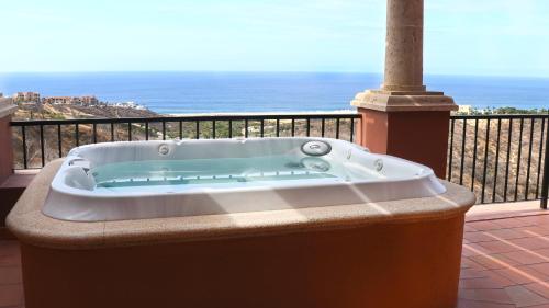 Quivira Los Cabos Condos and Homes -Vacation Rentals