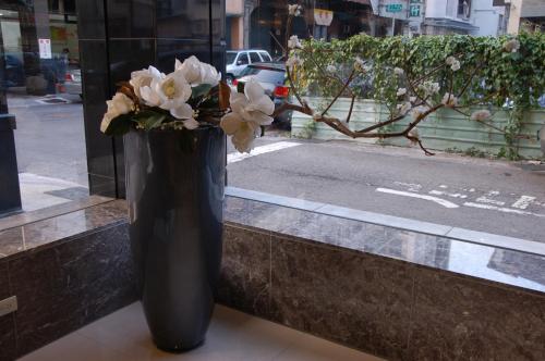 パリス ビジネス ホテル17