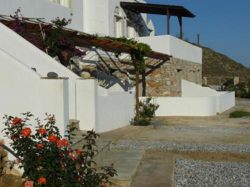  Porto's Bella Vista in Agios Ioannis