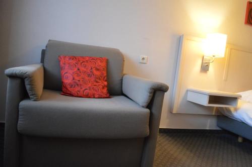 Hotel Honfleur - image 13