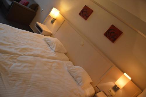 Hotel Honfleur - image 9