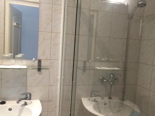 Capital Guesthouse Budapest - image 10