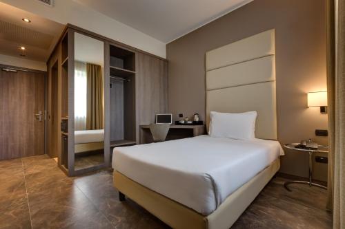 1 twin bed