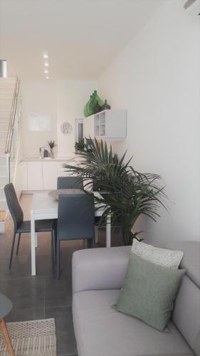 Duplex Maisonette with Heated P-Pool and Jacuzzi, Сент-Джулианс (фото 9)