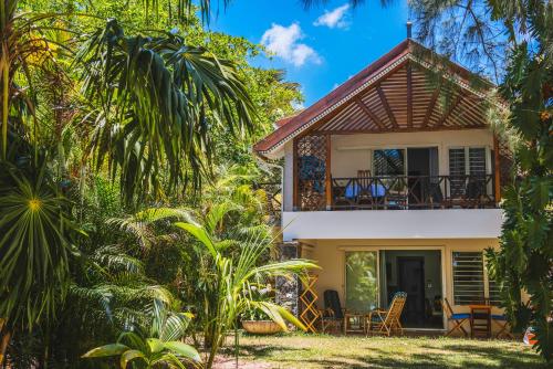 2 bedrooms, 3 beds