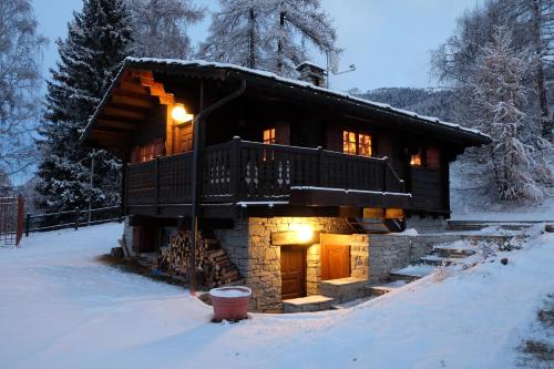 Rosso 38 Chalet gîte à louer Saint-Oyen