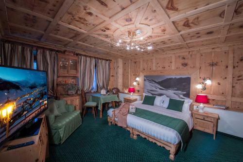 Hotel Alpina - image 11