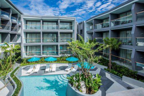 The SIS Kata, Phuket