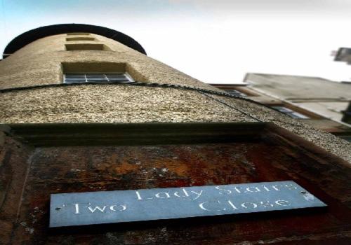 Ladystairs 1 Royal Mile - image 12