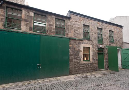 Apartment Thistle Lane - image 10