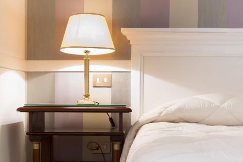 2 twin beds