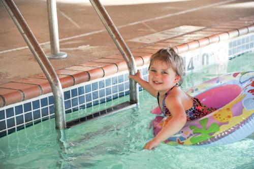 River Valley Inn & Suites in Osceola, USA