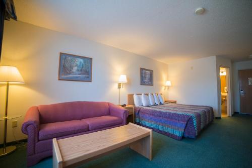 River Valley Inn & Suites in Osceola, USA