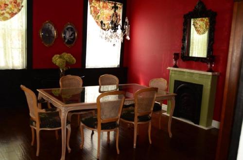 The Chepstow Inn in Walkerton (ON)