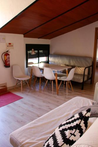 photo of Hostel El Lago, Caceres