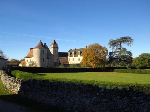 Château De Couanac gîte à louer Varaire