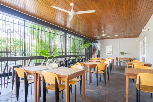 Ételek és italok, Motel Nomad in Greater Cairns