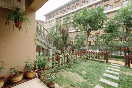 Beijing Tulu Apartment