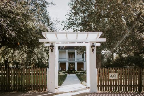 Maison Mouton Bed & Breakfast - 숙소 외관