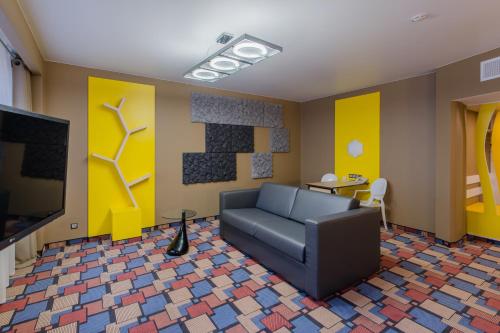 Dom Hotel NEO - image 2