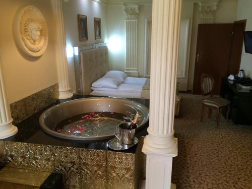 Hotel Venecia Palace - image 12