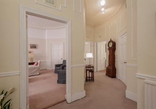 The Hart Street Residence No. 2 - image 14