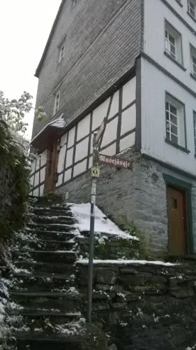 Haus am Oberen Mühlenberg mit GARTENNUTZUNG in Monschau, Deutschland