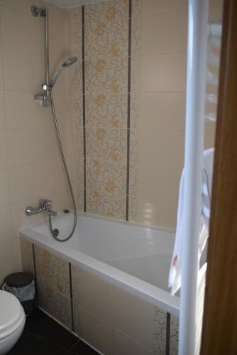 Apartments Pia - image 6