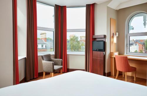 ibis Belfast Queens Quarter - image 2