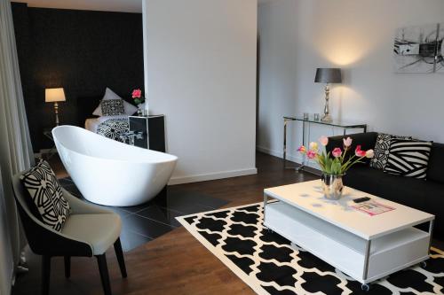 Kurhaus Design Boutique Hotel - image 3