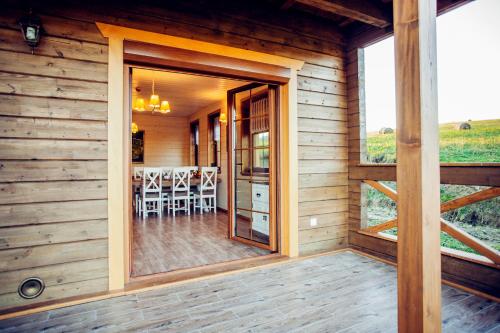 บริการและสิ่งอำนวยความสะดวก, Sielska Chyza & Filek in โคมันตชา