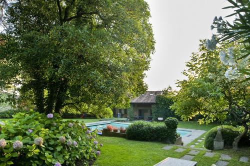  Sisters House in Cazzago San Martino