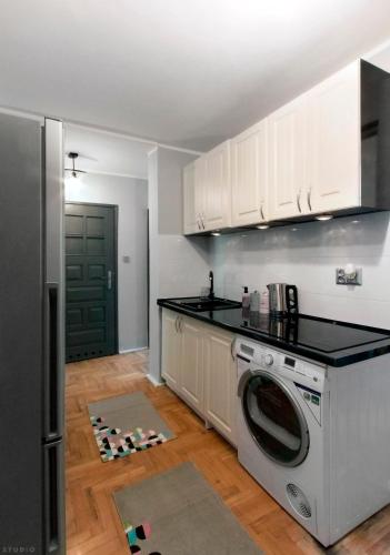 ClickTheFlat Hoża Street Apart Rooms – Warsaw, NE