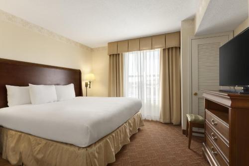 Country Inn & Suites by Radisson Potomac Mills Woodbridge VA - main image