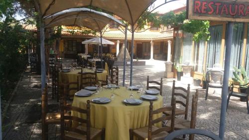 Isis de Cuenca Alojamiento Superior especial para Moteros con Piscina in Arkasa