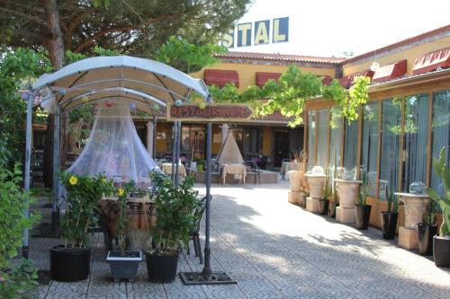 Isis de Cuenca Alojamiento Superior especial para Moteros con Piscina in Arkasa