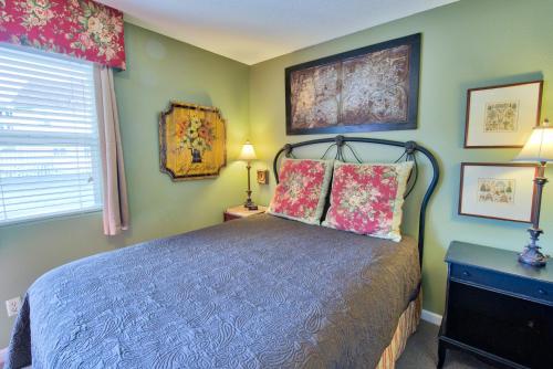 1 queen bed