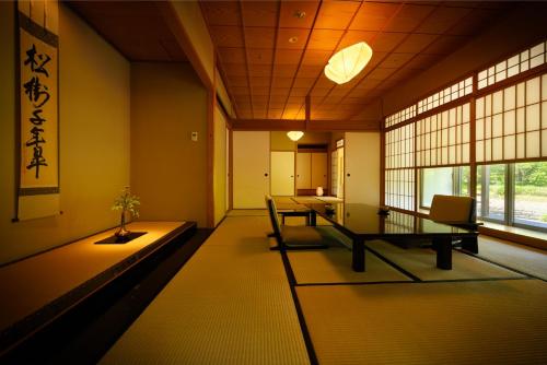 Japanese-Style House with Open Air Bath - Annex