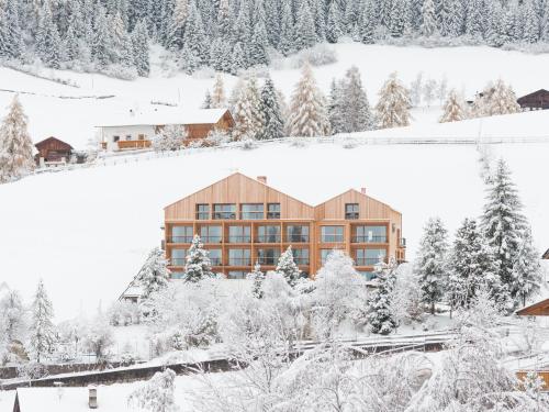 Hotel Tyrol